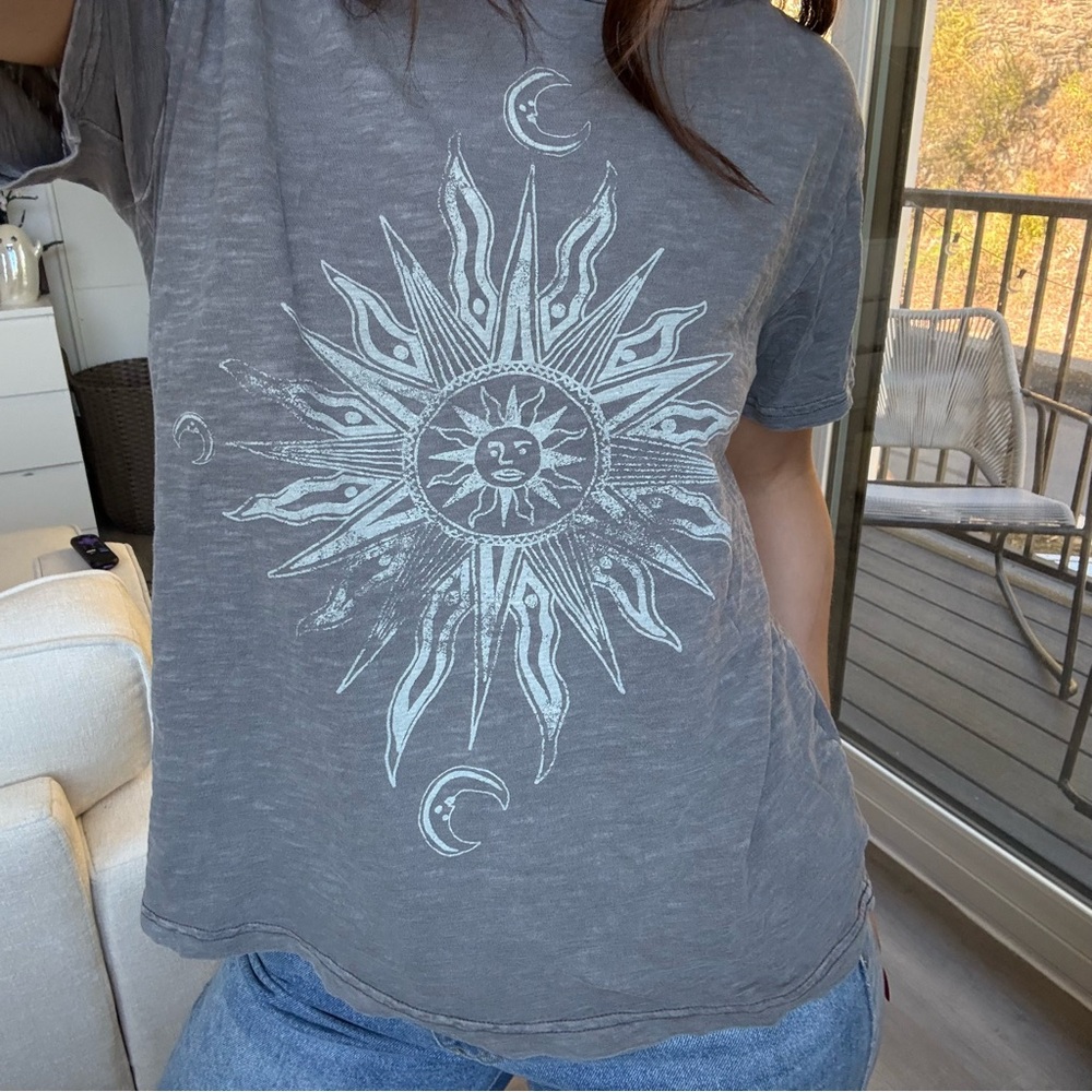 Lucky Brand Washed Grey Celestial Compass Graphic T-Shirt | Size S